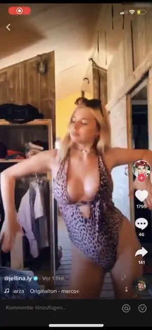 Jellina OnlyFans Leaked Free Thumbnail Picture - #fDRBk5JNUk