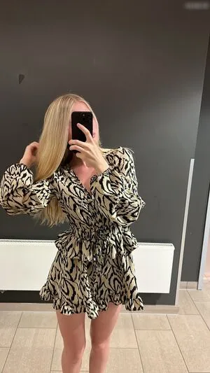 Jellina OnlyFans Leaked Free Thumbnail Picture - #pD5Rq9tzOC