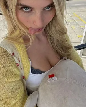 Jellina OnlyFans Leaked Free Thumbnail Picture - #vDANykutf1