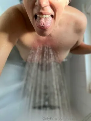 Jellybeanjulie2 OnlyFans Leaked Free Thumbnail Picture - #OB1AqGneft