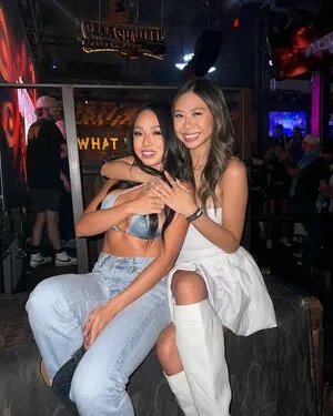 Jenn Q OnlyFans Leaked Free Thumbnail Picture - #mSiEd3VVRw