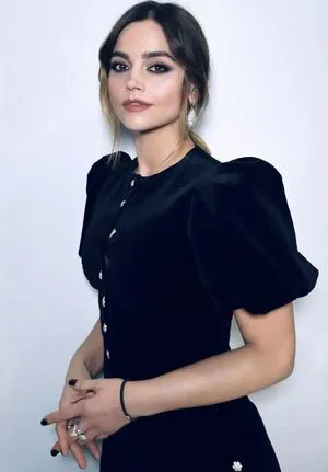 Jenna Coleman OnlyFans Leaked Free Thumbnail Picture - #8o8SfEqLUC