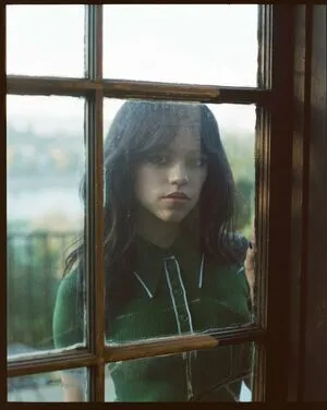 Jenna Ortega OnlyFans Leaked Free Thumbnail Picture - #4f2zipm0EF