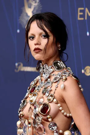 Jenna Ortega OnlyFans Leaked Free Thumbnail Picture - #9Em49IjiPZ