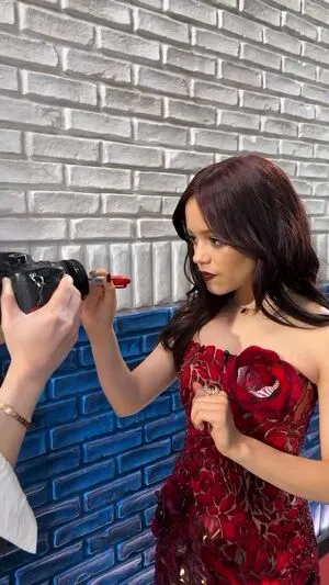 Jenna Ortega OnlyFans Leaked Free Thumbnail Picture - #CgbleLslq9