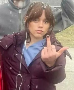 Jenna Ortega OnlyFans Leaked Free Thumbnail Picture - #GjJi5tjlpo