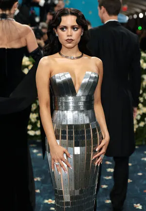 Jenna Ortega OnlyFans Leaked Free Thumbnail Picture - #IGe96nqLEM