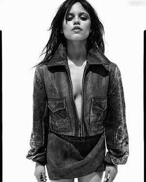 Jenna Ortega OnlyFans Leaked Free Thumbnail Picture - #Llitn8XCR3