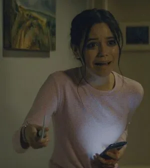 Jenna Ortega OnlyFans Leaked Free Thumbnail Picture - #TWaDIXjwDI