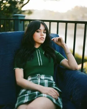 Jenna Ortega OnlyFans Leaked Free Thumbnail Picture - #UIDy3kGdac