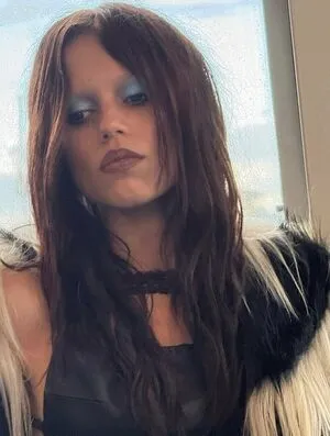 Jenna Ortega OnlyFans Leaked Free Thumbnail Picture - #Z0UzarIsFC