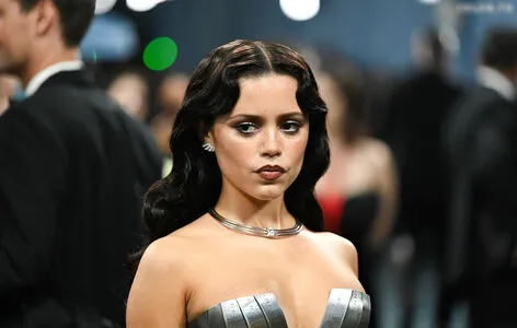 Jenna Ortega OnlyFans Leaked Free Thumbnail Picture - #a5iXgY00yB
