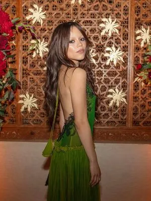 Jenna Ortega OnlyFans Leaked Free Thumbnail Picture - #mLZ21jleyG