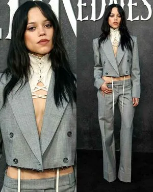 Jenna Ortega OnlyFans Leaked Free Thumbnail Picture - #pjCaNHWwit