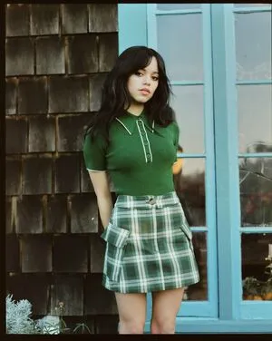 Jenna Ortega OnlyFans Leaked Free Thumbnail Picture - #sH8oXq2v5q