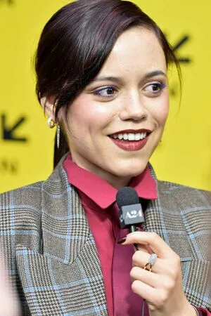 Jenna Ortega OnlyFans Leaked Free Thumbnail Picture - #4DLS6Fop77