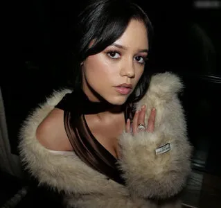 Jenna Ortega OnlyFans Leaked Free Thumbnail Picture - #5gxJxVAEUi