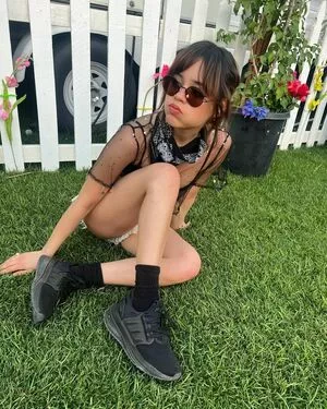 Jenna Ortega OnlyFans Leaked Free Thumbnail Picture - #BDGoQgaz0C