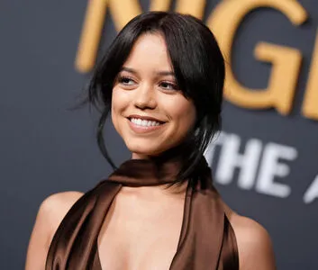 Jenna Ortega OnlyFans Leaked Free Thumbnail Picture - #CNeyrCGU9g