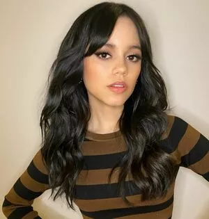 Jenna Ortega OnlyFans Leaked Free Thumbnail Picture - #DVASqa3qYh