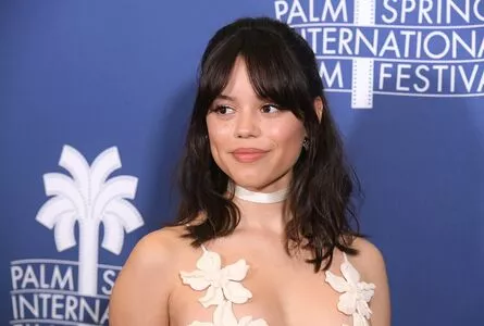 Jenna Ortega OnlyFans Leaked Free Thumbnail Picture - #ELBJ2kKir9