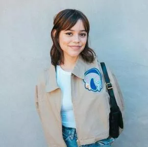 Jenna Ortega OnlyFans Leaked Free Thumbnail Picture - #HNLFbCj8EI