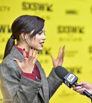 Jenna Ortega OnlyFans Leaked Free Thumbnail Picture - #KB5GSsMDWR