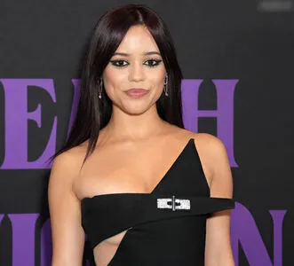 Jenna Ortega OnlyFans Leaked Free Thumbnail Picture - #LWmOEtzLuE