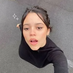 Jenna Ortega OnlyFans Leaked Free Thumbnail Picture - #OixEquoPTK