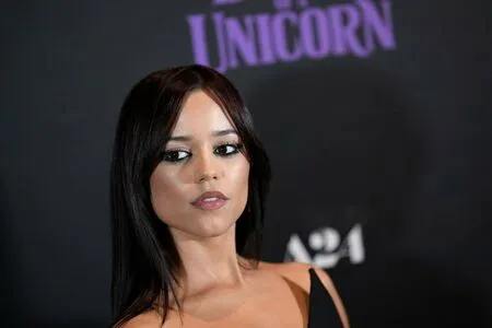 Jenna Ortega OnlyFans Leaked Free Thumbnail Picture - #QhsoztsPBY