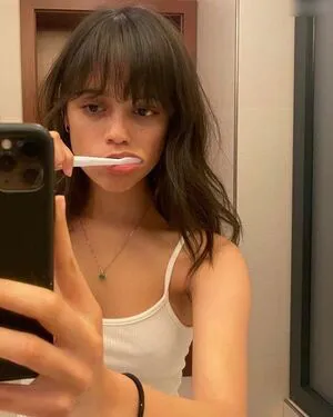 Jenna Ortega OnlyFans Leaked Free Thumbnail Picture - #UhltaEpCWh