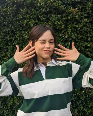 Jenna Ortega OnlyFans Leaked Free Thumbnail Picture - #cdwlhom8Pa