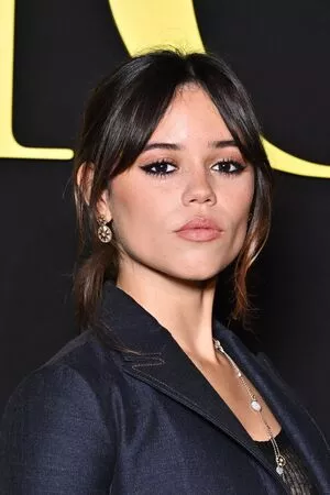 Jenna Ortega OnlyFans Leaked Free Thumbnail Picture - #hw0d71BMn7