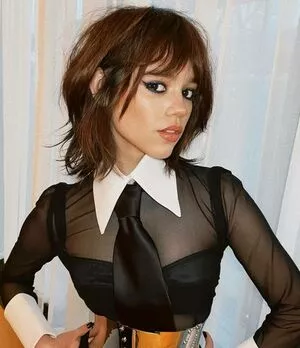 Jenna Ortega OnlyFans Leaked Free Thumbnail Picture - #qr85OHLj8L