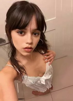 Jenna Ortega OnlyFans Leaked Free Thumbnail Picture - #soN4kwkPMh