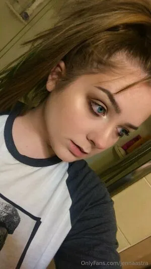 Jennaastra OnlyFans Leaked Free Thumbnail Picture - #kapnN07CJQ