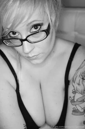 Jennastarlightfree OnlyFans Leaked Free Thumbnail Picture - #5Y41JmlRl6