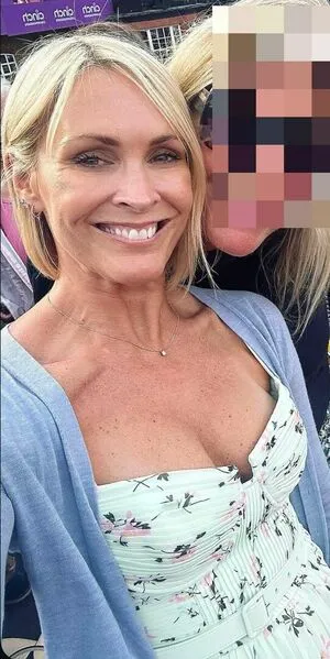 Jenni Falconer OnlyFans Leaked Free Thumbnail Picture - #lndGaGuw11