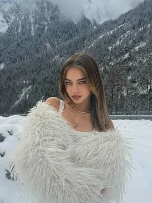 Jenni Serpi OnlyFans Leaked Free Thumbnail Picture - #3zeamFjscR