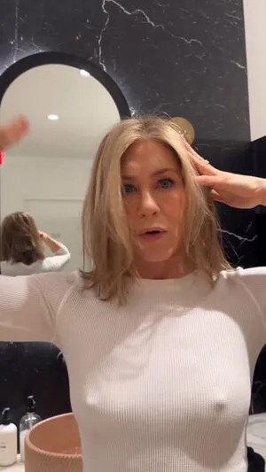 Jennifer Aniston OnlyFans Leaked Free Thumbnail Picture - #dFTJQg52vv