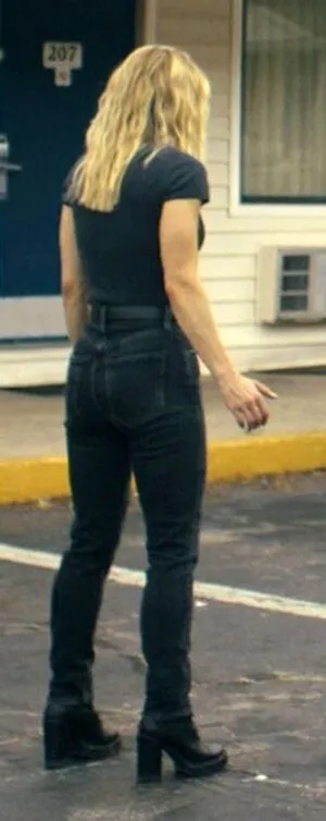 Jennifer Holland OnlyFans Leaked Free Thumbnail Picture - #nFwylda1M0