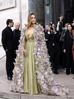 Jennifer Lopez OnlyFans Leaked Free Thumbnail Picture - #2SM7xDbBxs