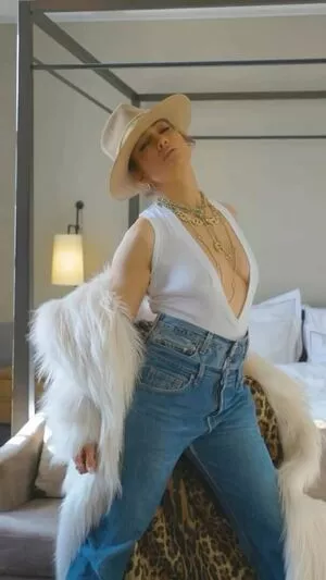 Jennifer Lopez OnlyFans Leaked Free Thumbnail Picture - #47S4xxBDsn
