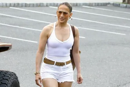 Jennifer Lopez OnlyFans Leaked Free Thumbnail Picture - #5GKZyztsKi