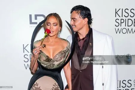 Jennifer Lopez OnlyFans Leaked Free Thumbnail Picture - #99AhLwLJgp