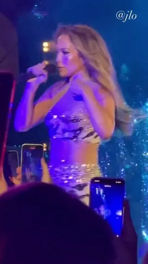 Jennifer Lopez OnlyFans Leaked Free Thumbnail Picture - #9MEnDApkk2