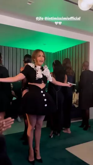 Jennifer Lopez OnlyFans Leaked Free Thumbnail Picture - #ImDNar40c0