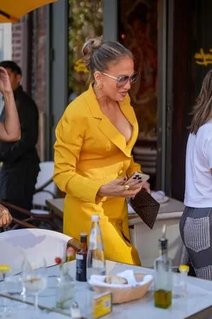 Jennifer Lopez OnlyFans Leaked Free Thumbnail Picture - #moxWFyfN3B