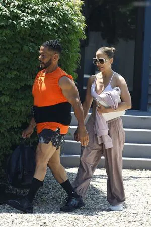 Jennifer Lopez OnlyFans Leaked Free Thumbnail Picture - #nayOiWeiZ1