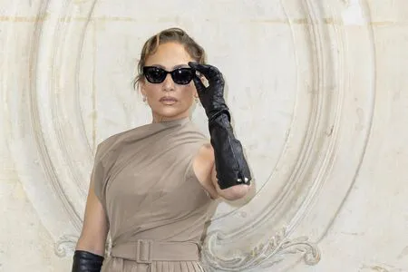 Jennifer Lopez OnlyFans Leaked Free Thumbnail Picture - #pmORUDJEiN